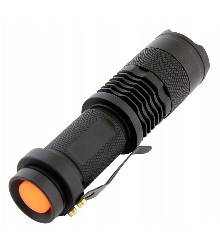 Mała Latarka taktyczna na baterie dioda CREE ZOOM