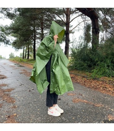 Zielona Peleryna Płaszcz Poncho Kaptur Rower Spacery Przeciwdeszczowe